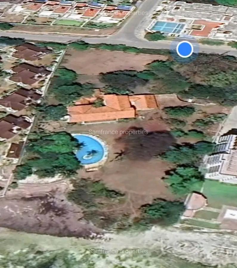 1.95 m² Residential Land at Baobab Road - 1