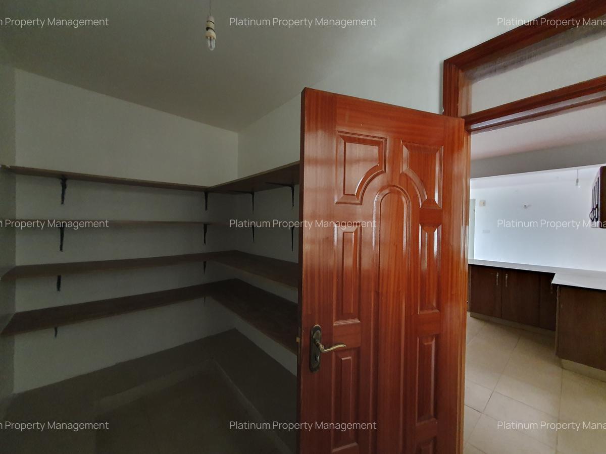 4 Bed Apartment with En Suite in General Mathenge - 7