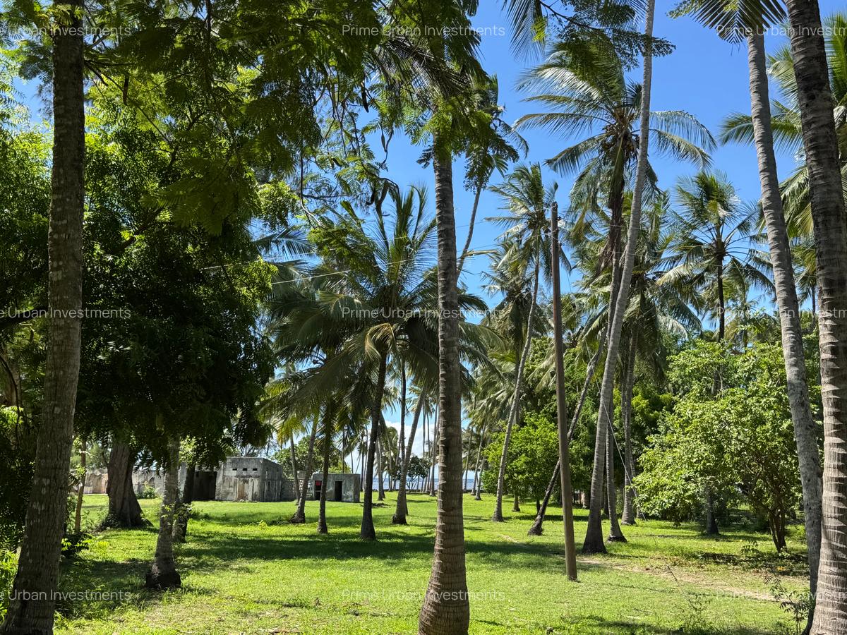 15,783 m² Land in Kikambala - 13