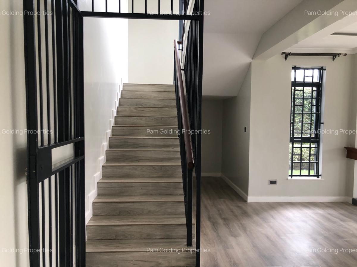 4 Bed Villa with En Suite in Runda - 9