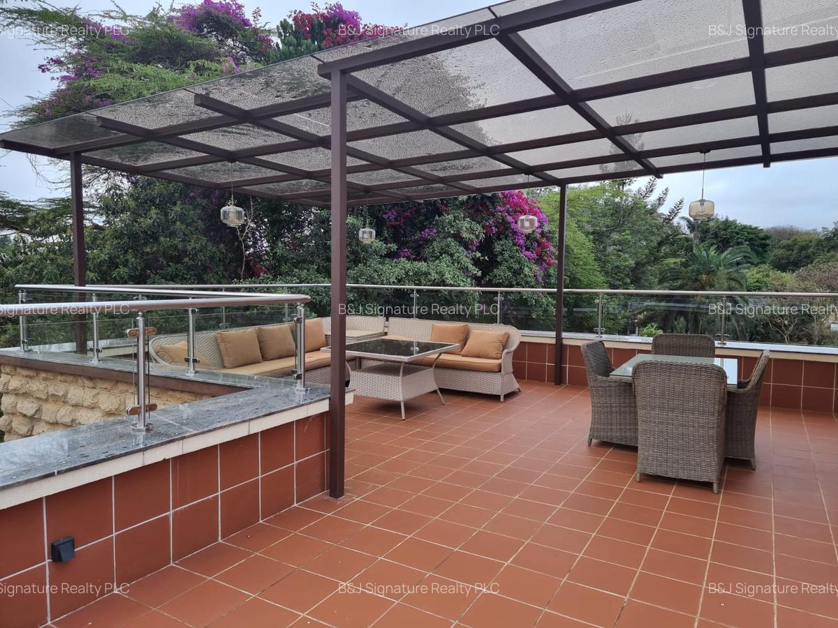 5 Bed Villa with En Suite in Lavington - 3