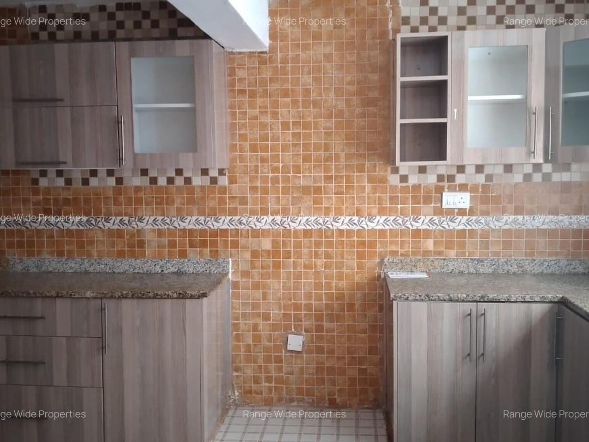 3 Bed Apartment with En Suite in Kileleshwa - 5