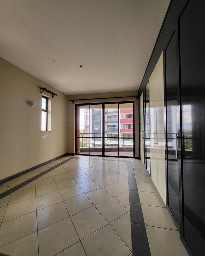 3 Bed Apartment with En Suite in South C - 7