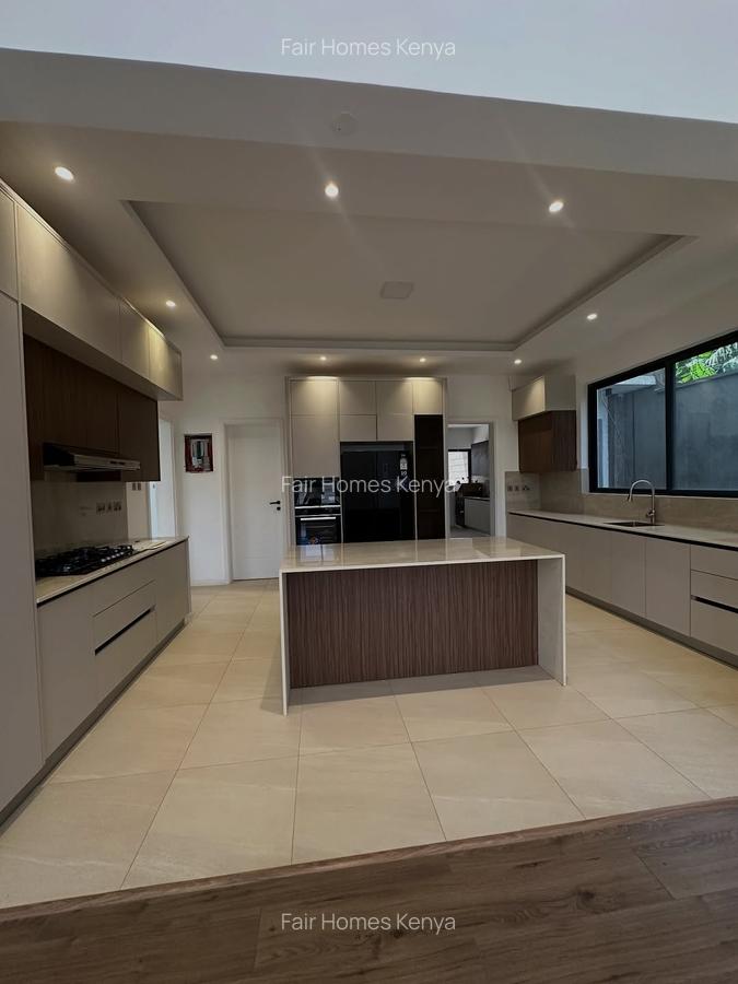 5 Bed Townhouse with En Suite at Mzima Springs - 4