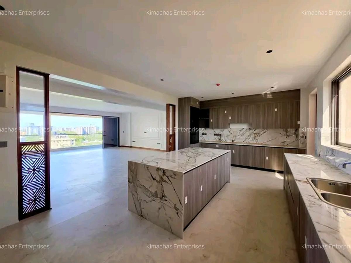 3 Bed Apartment with En Suite at Mbuuni Road - 15