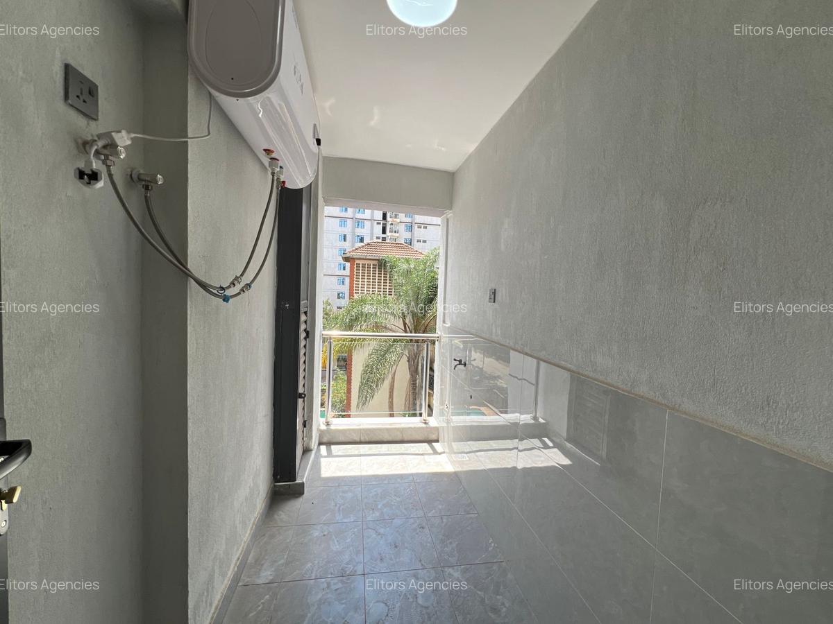 2 Bed Apartment with En Suite at Kindaruma Road - 13
