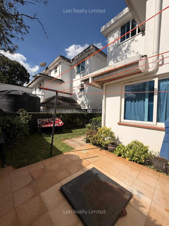 4 Bed Townhouse with En Suite in Lavington - 2