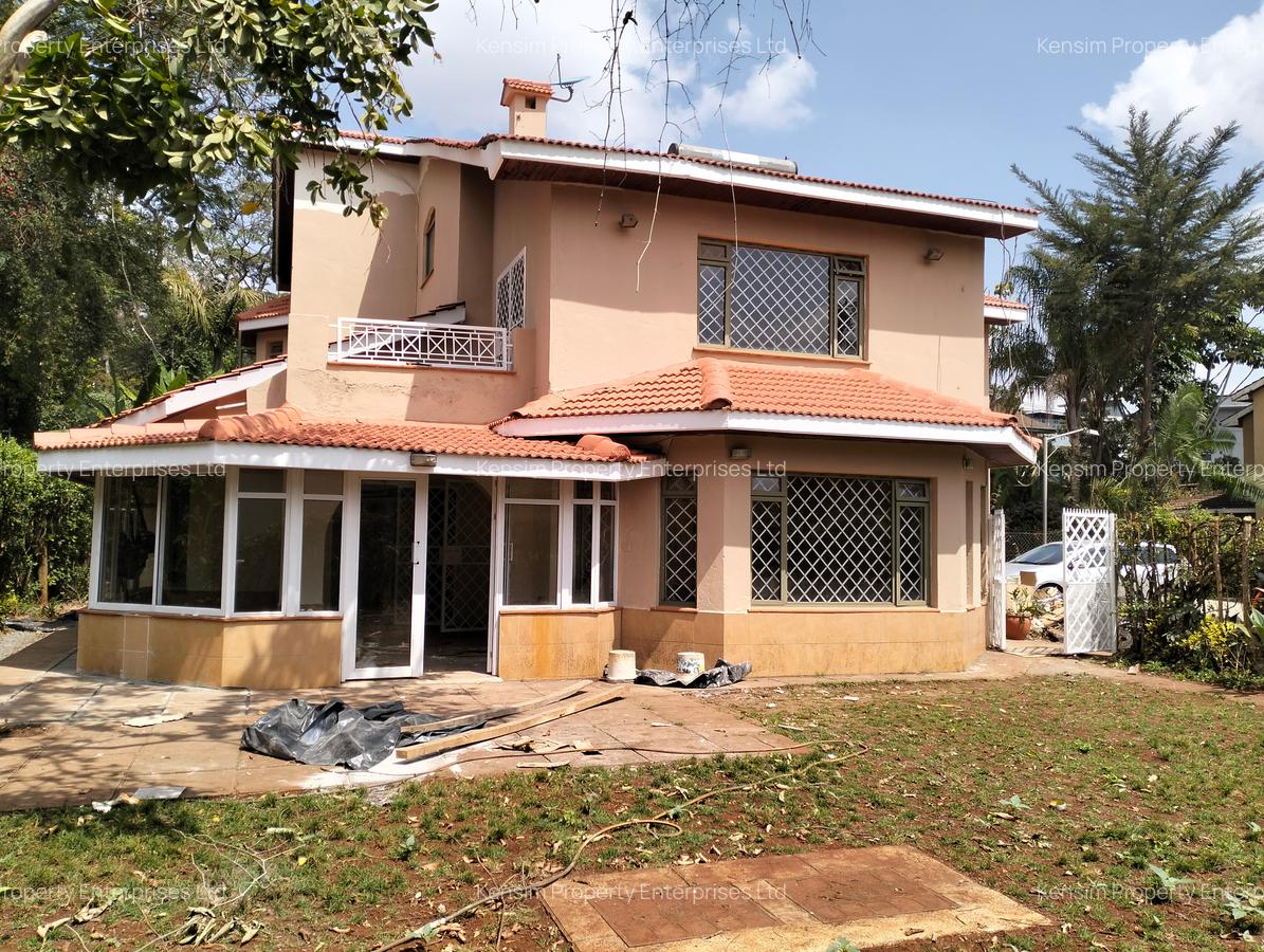 4 Bed Townhouse with En Suite in Lavington - 6