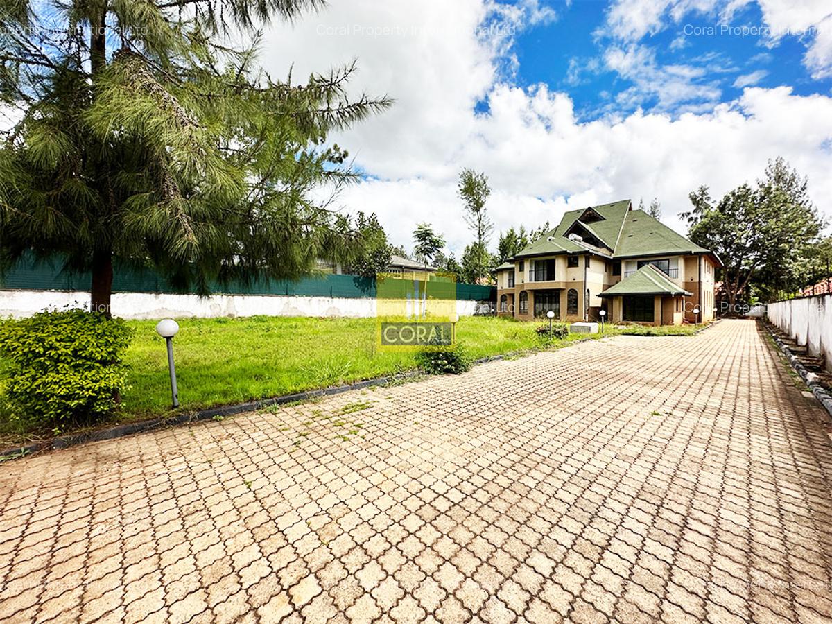 6 Bed House in Runda - 19