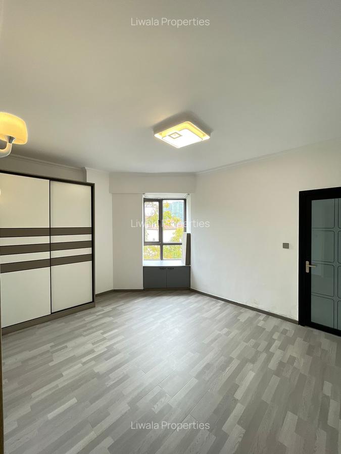 4 Bed Apartment with En Suite in Kileleshwa - 15