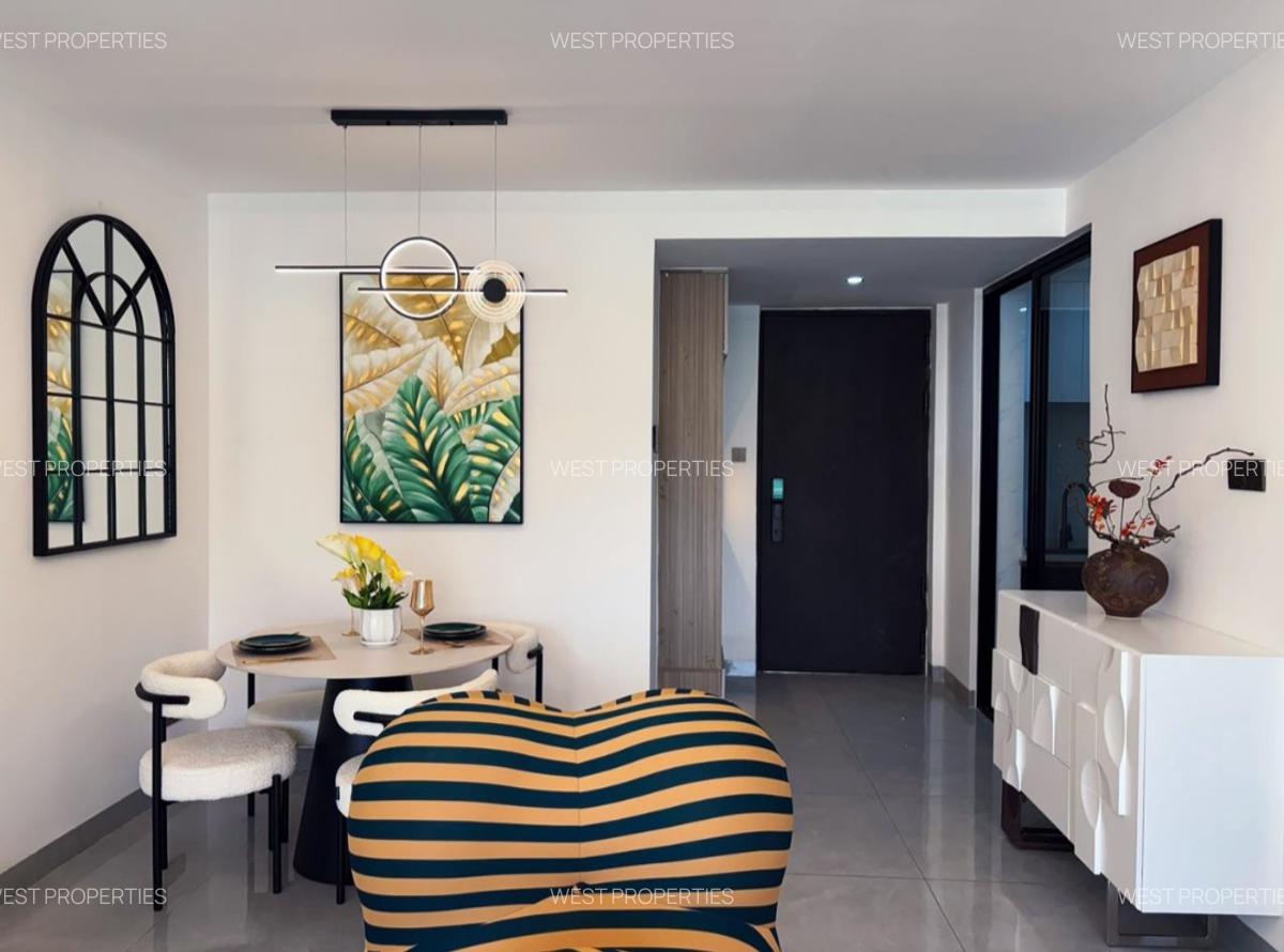 2 Bed Apartment with En Suite in Kilimani - 2