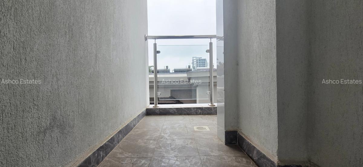 1 Bed Apartment with Gym in Riverside - 6