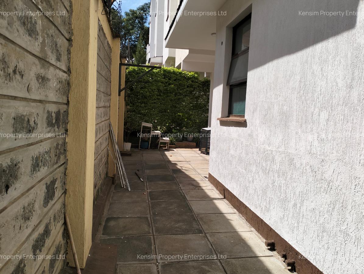 5 Bed Townhouse with En Suite in Kileleshwa - 6