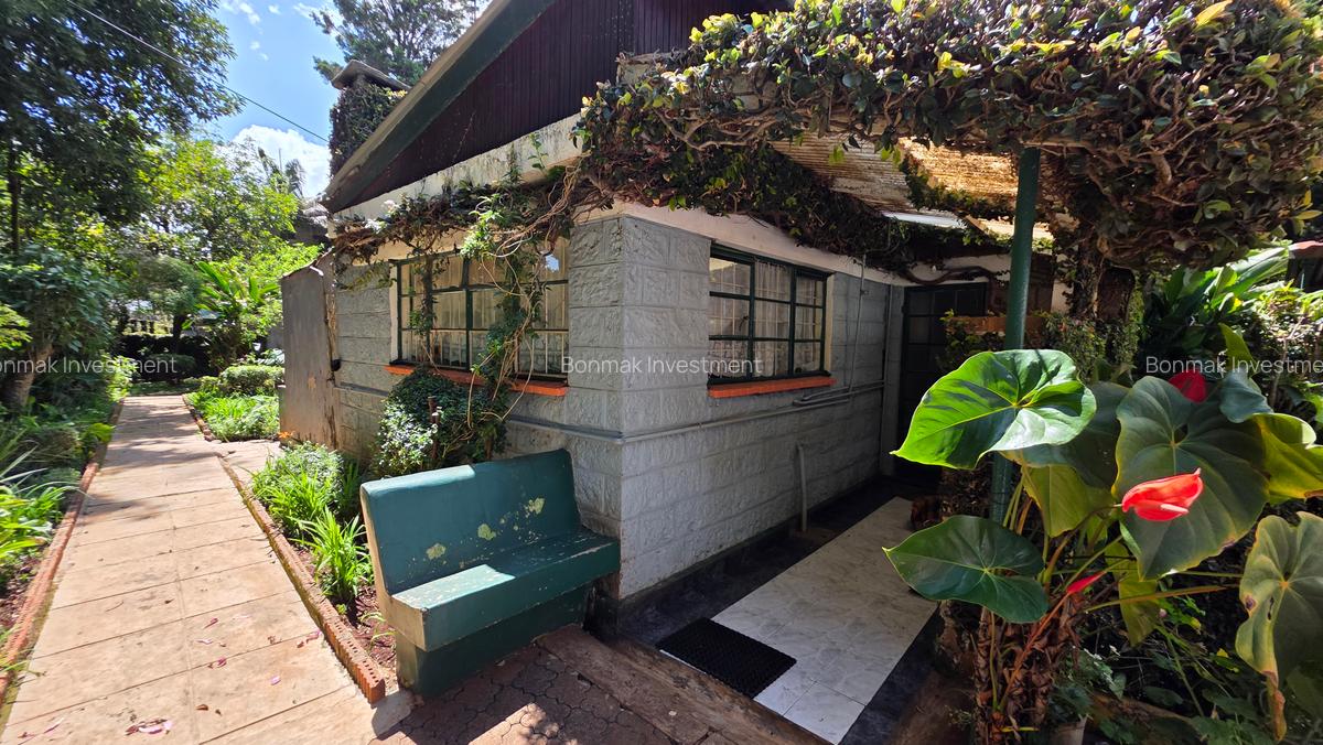 Residential Land at Lavington Green. - 13