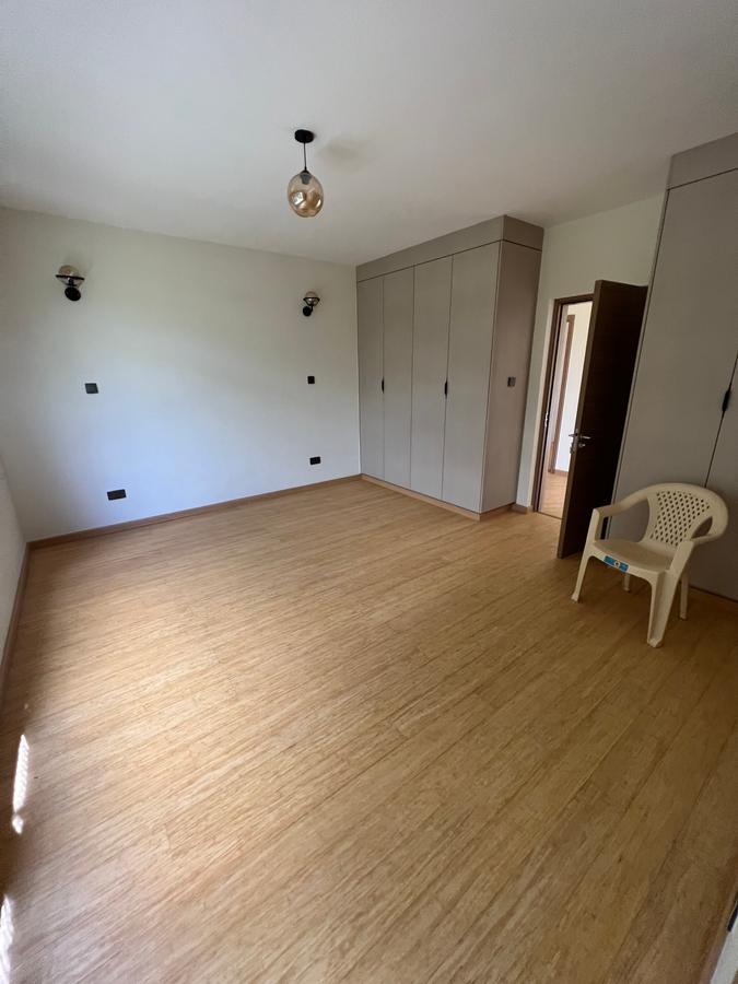 3 Bed Apartment with En Suite at Westlands - 12