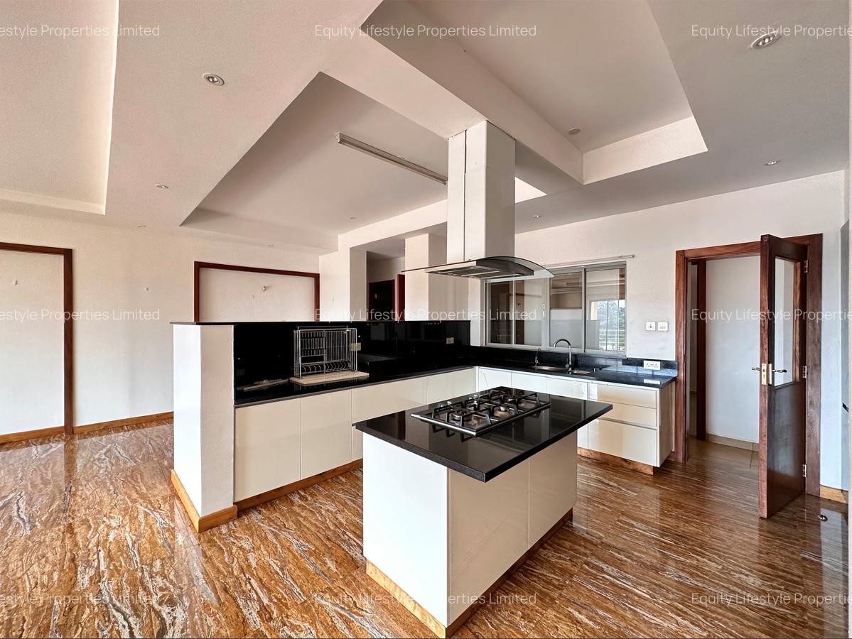 3 Bed Apartment with En Suite in Kileleshwa - 4