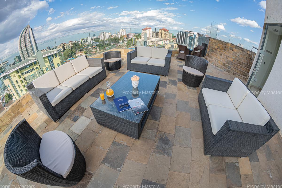 Serviced 2 Bed Apartment with En Suite at Wood Avenue - 4