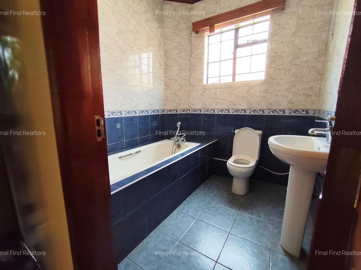 5 Bed House with Garden in Runda - 18