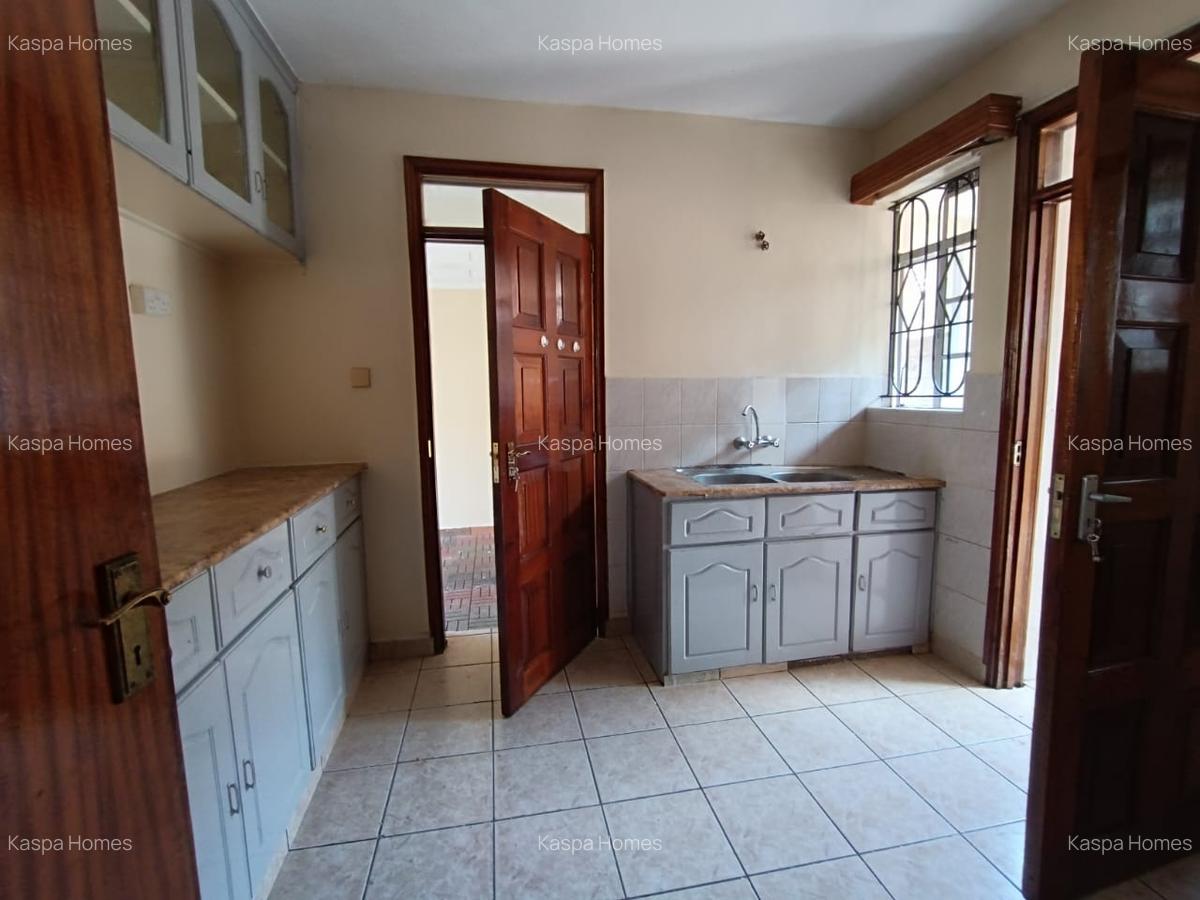 4 Bed House with En Suite in Karen - 5
