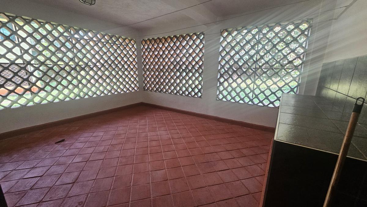 4 Bed Townhouse with En Suite at Kyuna - 8