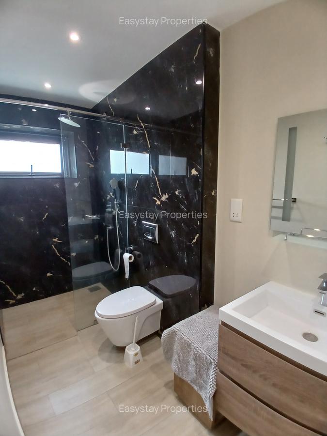 Furnished 2 Bed Apartment with En Suite in Riverside - 11