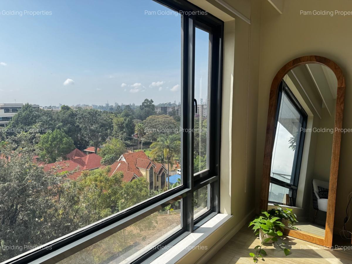 2 Bed Apartment with En Suite in Riverside - 14