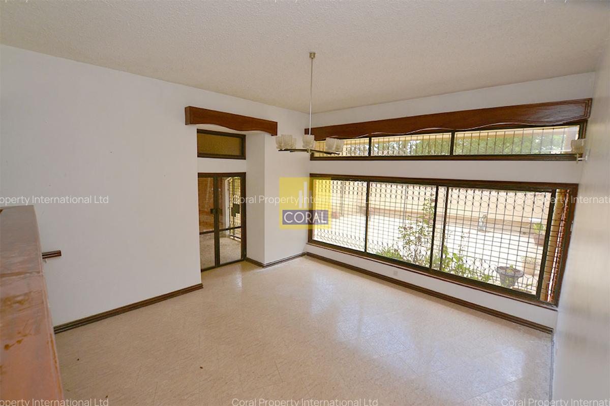 5 Bed House with Garden in Westlands Area - 8