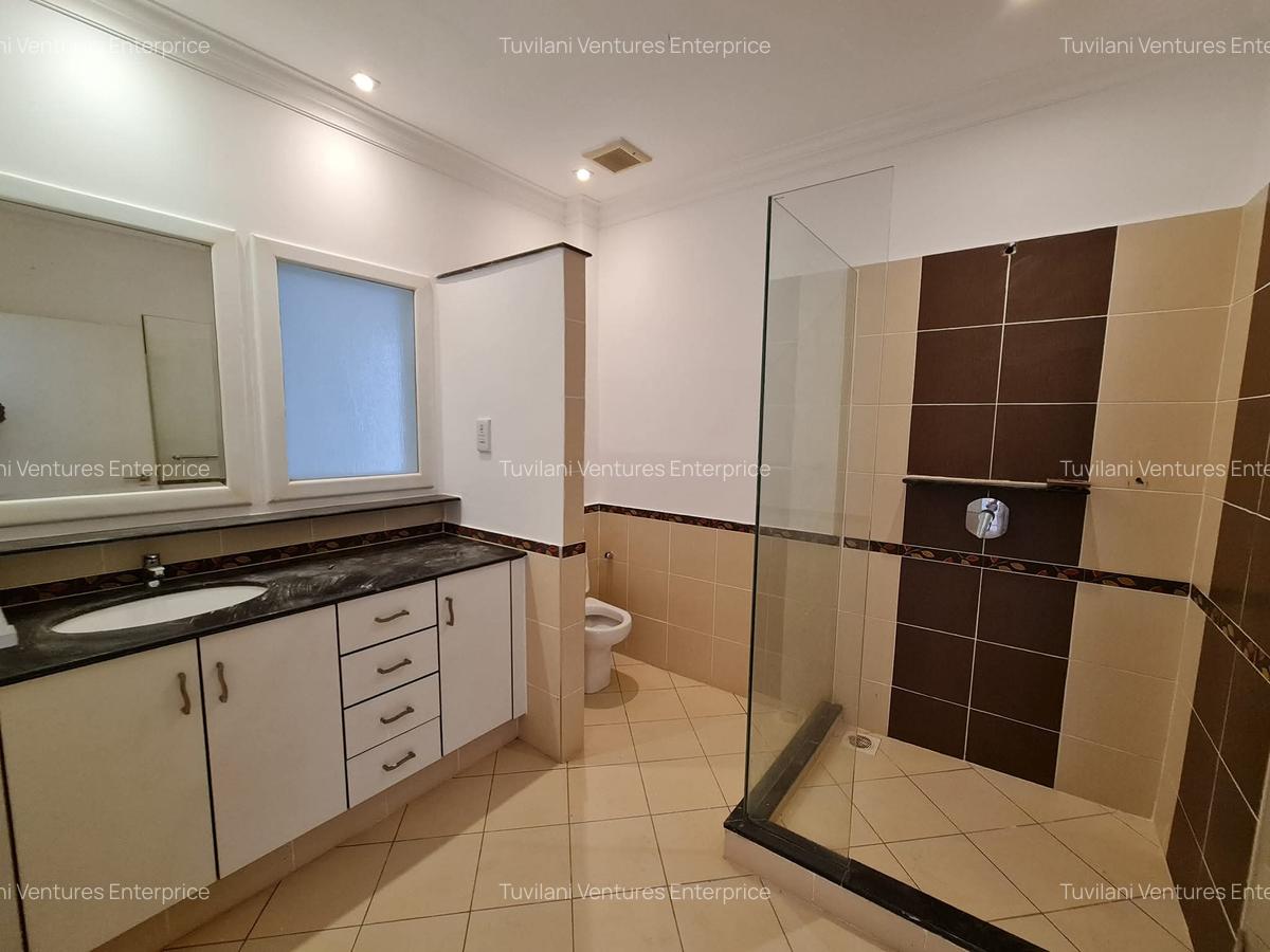 Serviced 3 Bed Apartment with En Suite at Nyali Mombasa - 9