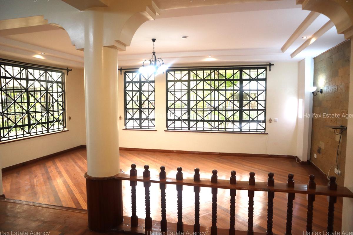 4 Bed Townhouse with Staff Quarters in Westlands Area - 2