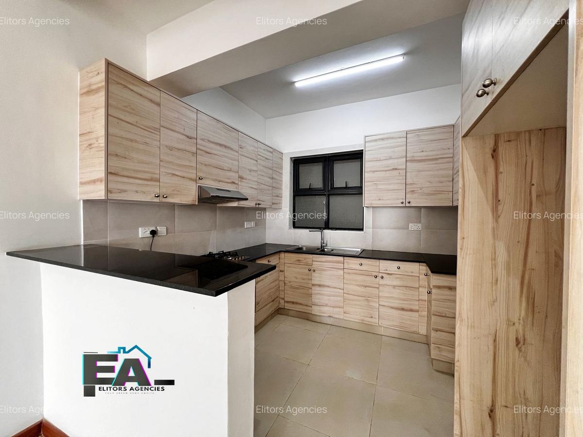 2 Bed Apartment with En Suite at Lantana Road - 6