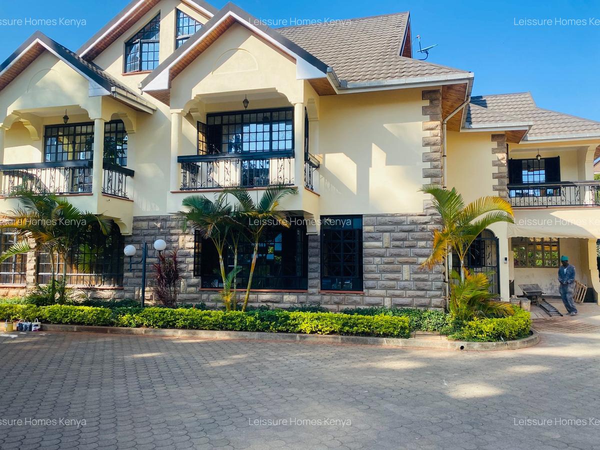 5 Bed Townhouse with En Suite at Kaputei Gardens - 1