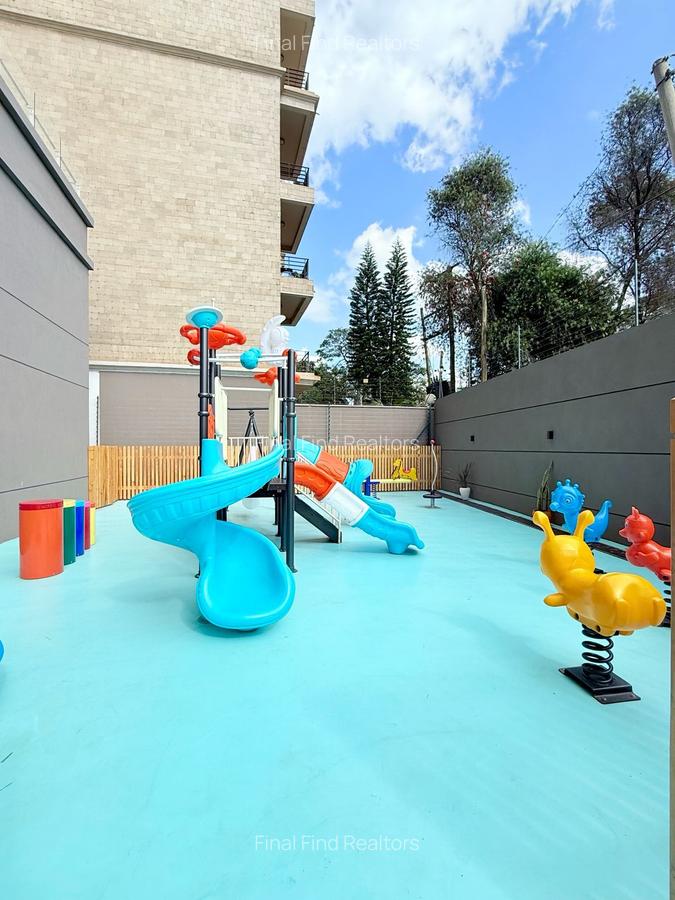 Furnished 2 Bed Apartment with Swimming Pool in Riverside - 20