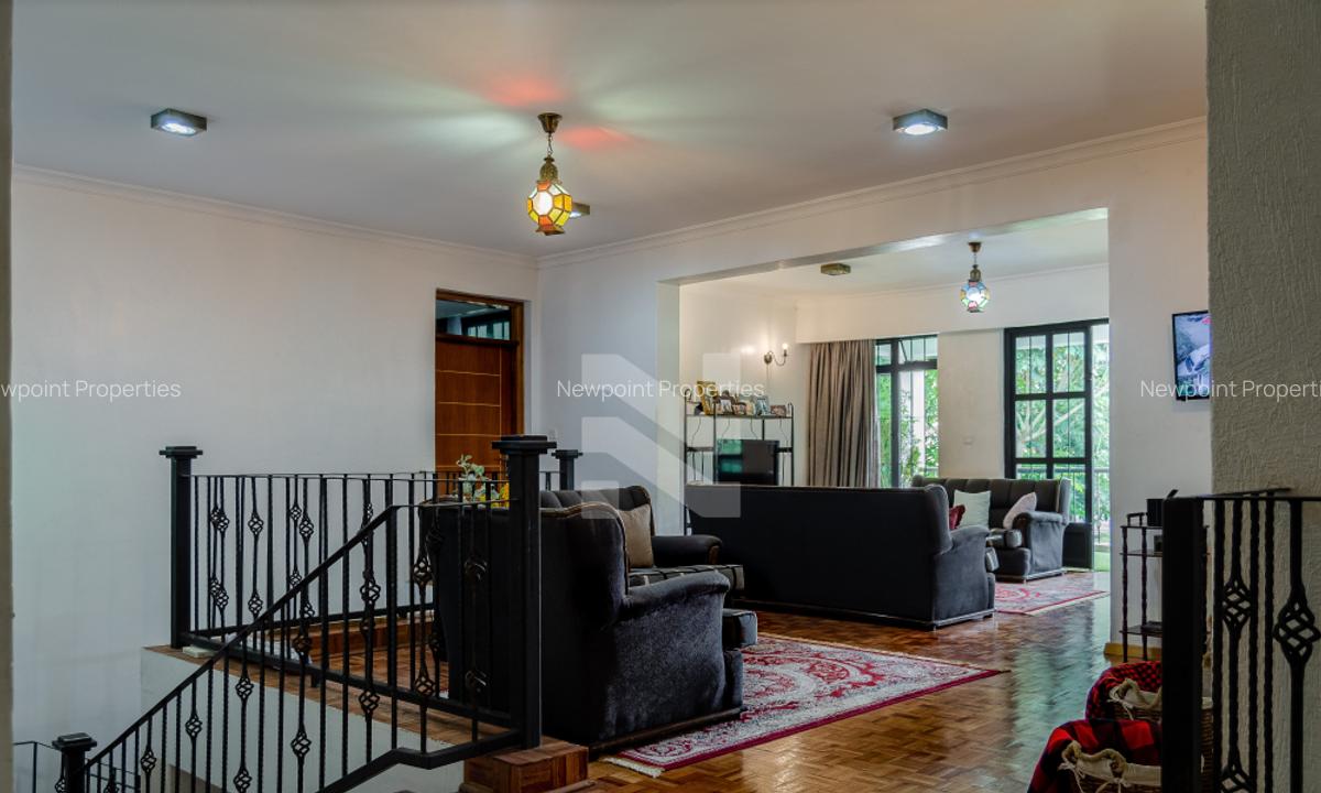 4 Bed House with En Suite in Karen - 3