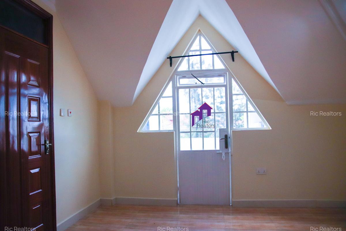 2 Bed Townhouse with En Suite at Karen North Road - 15