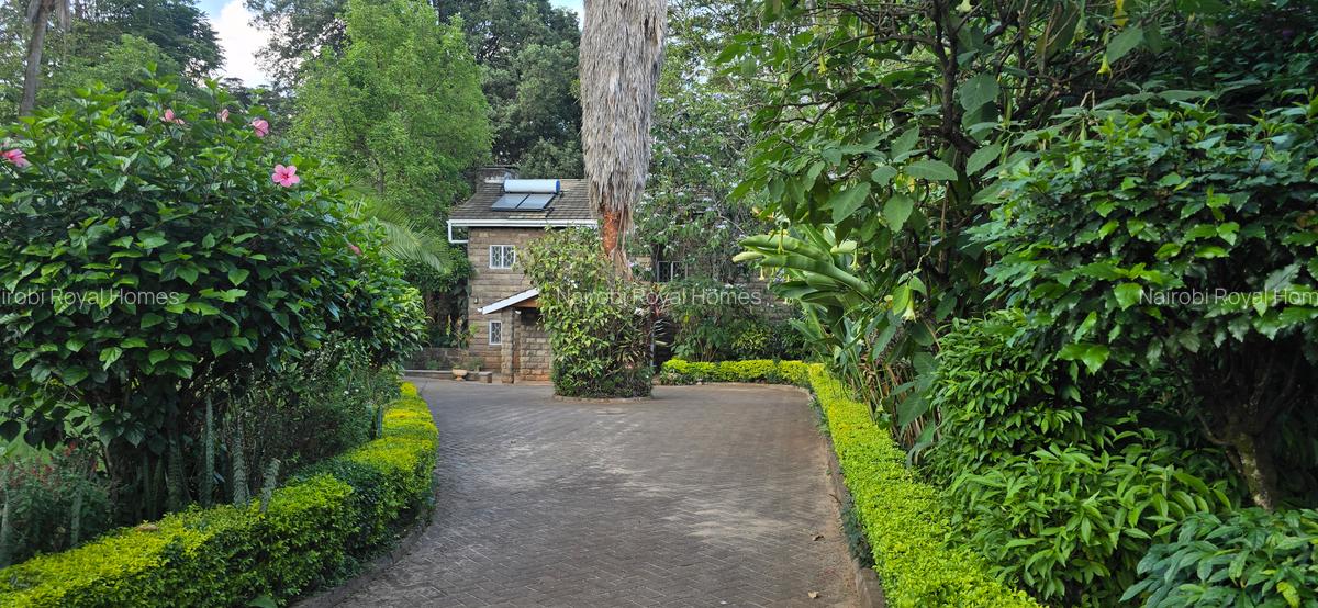 5 Bed House with En Suite at Kyuna Road - 10