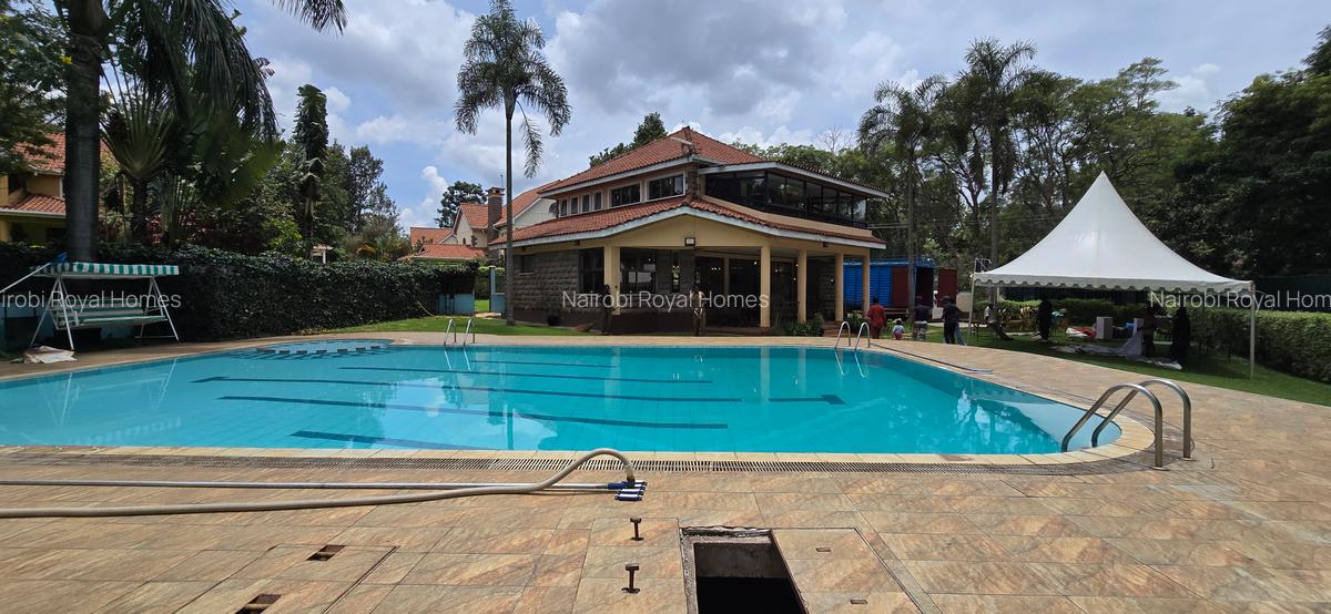 4 Bed Townhouse with En Suite at Lavington Green - 14