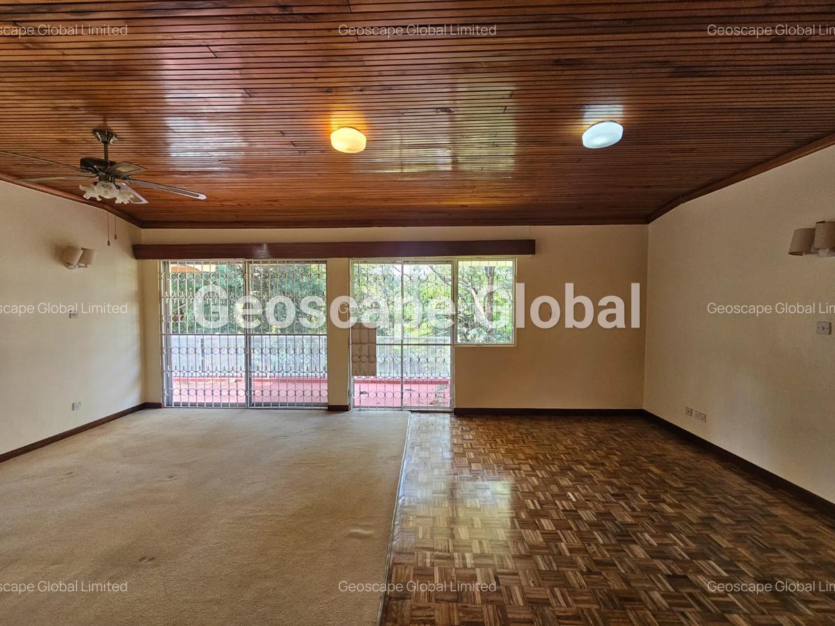 5 Bed House with En Suite in Nyari - 5