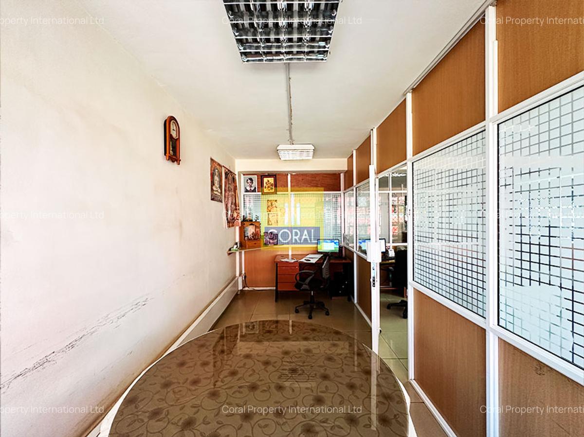 2,000 ft² Office in Westlands Area - 12