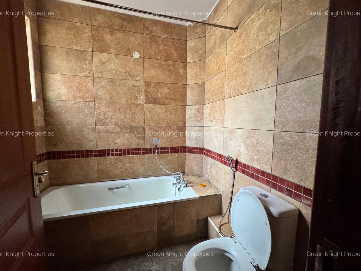 Serviced 2 Bed Apartment with En Suite in Riverside - 7