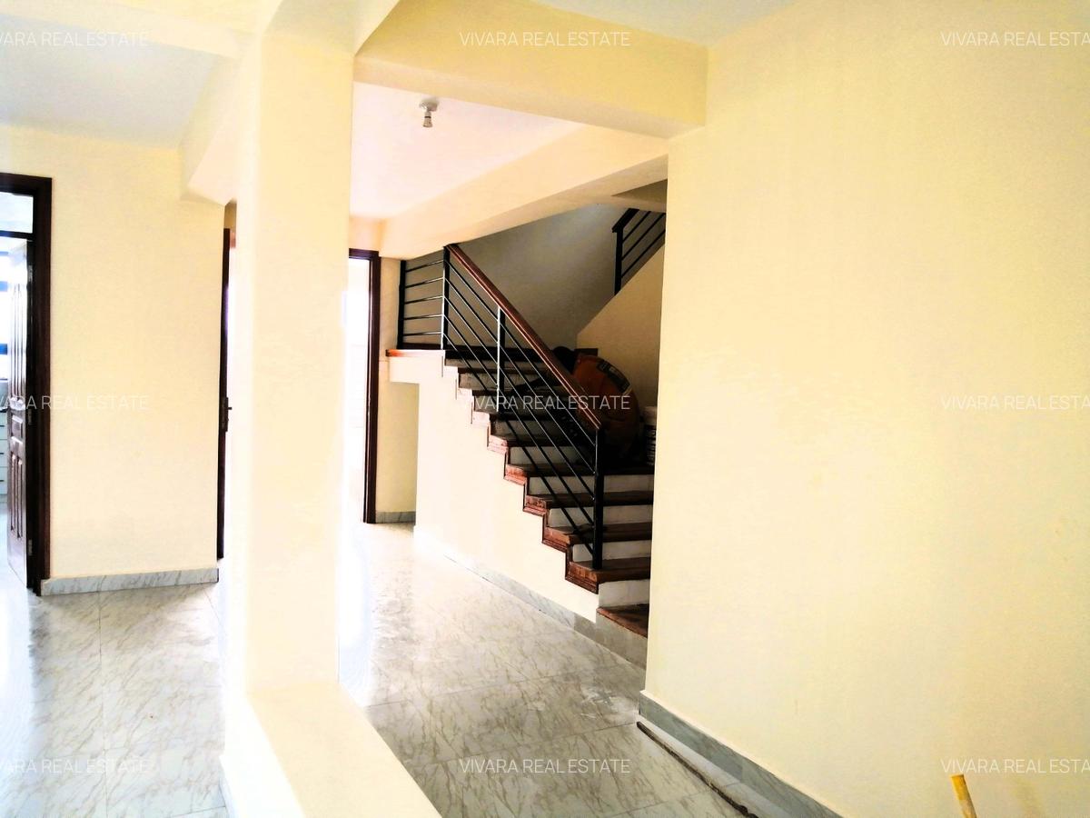 4 Bed Villa with En Suite in Ngong Road - 7