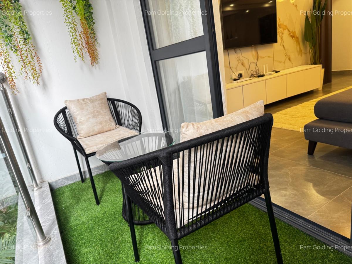 Furnished 3 Bed Apartment with En Suite in Riverside - 5