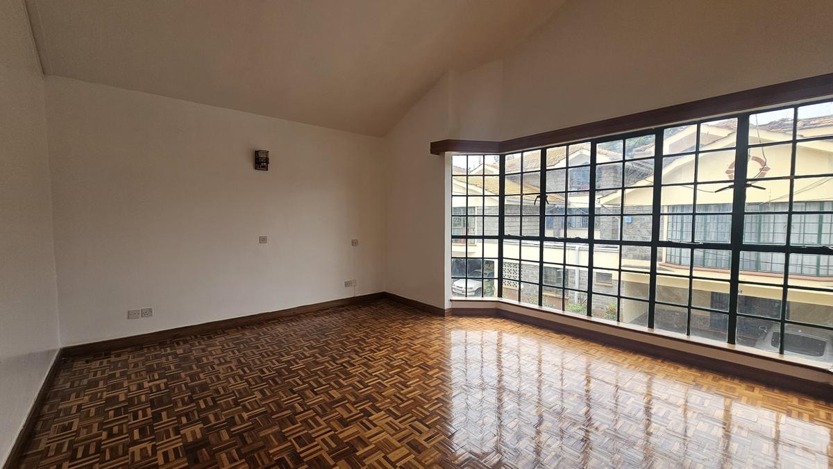 5 Bed Townhouse with En Suite at Grevillea Grove - 11