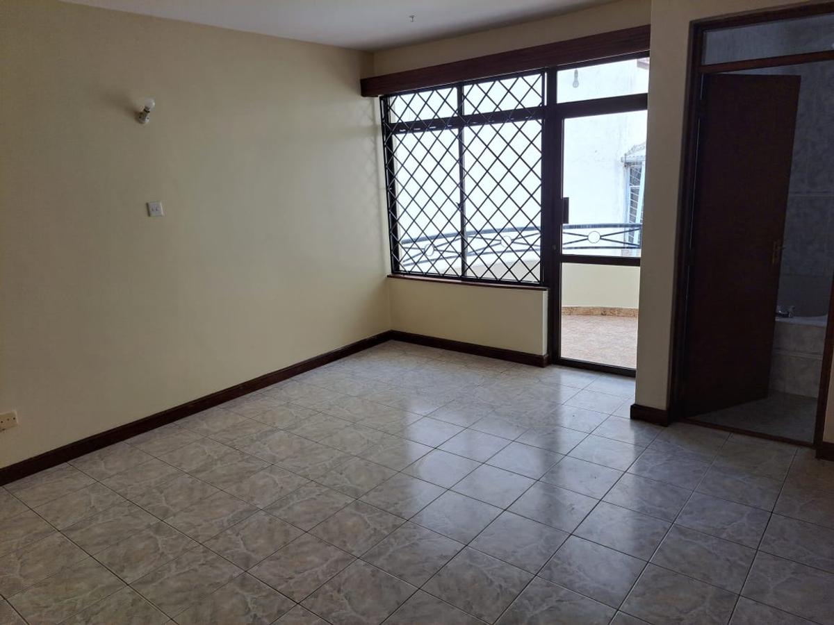 2 Bed Apartment with En Suite in Kilimani - 8