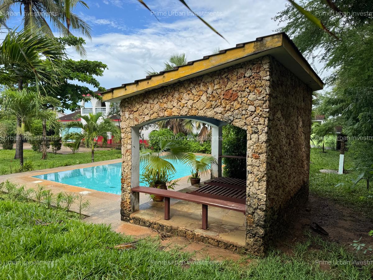 4 Bed House with En Suite in Shanzu - 16