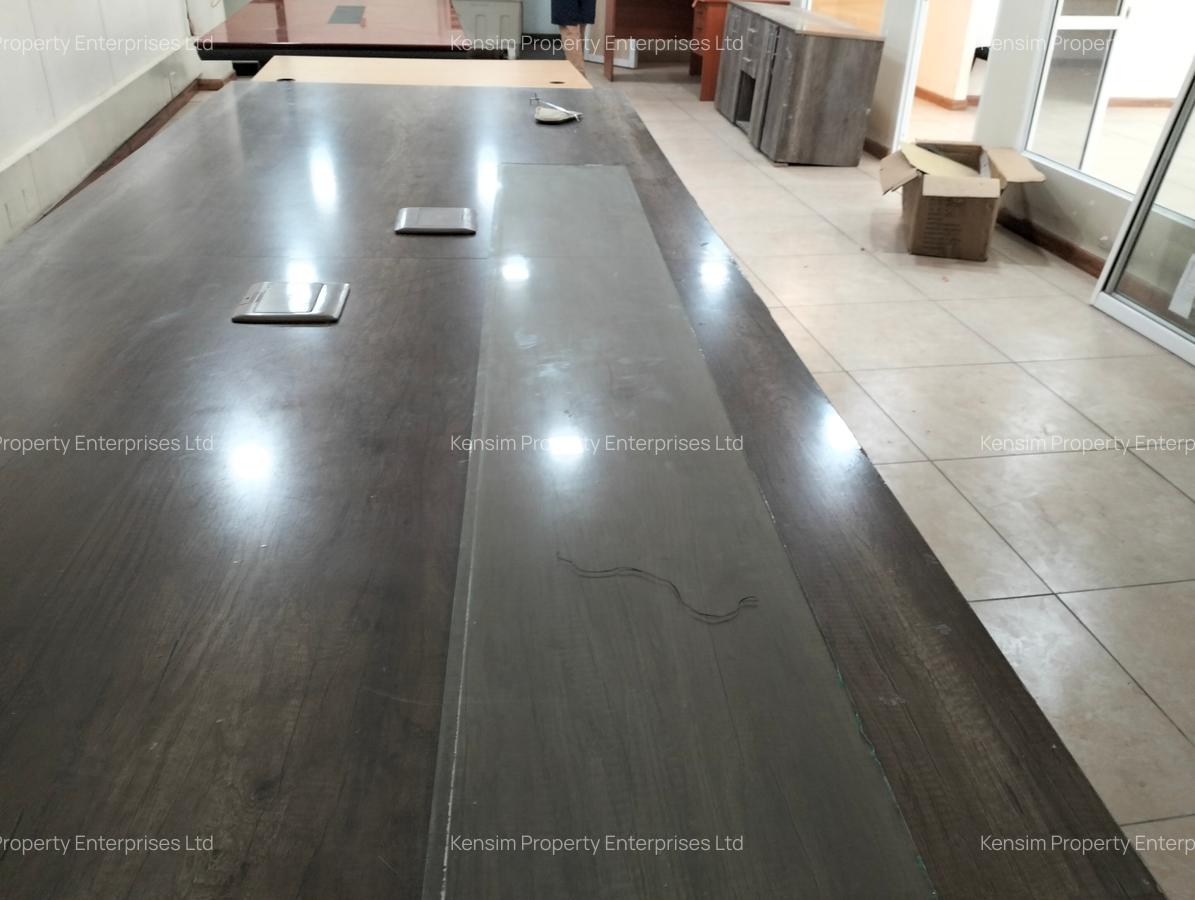 3,600 ft² Commercial Property with Service Charge Included in Westlands Area - 6