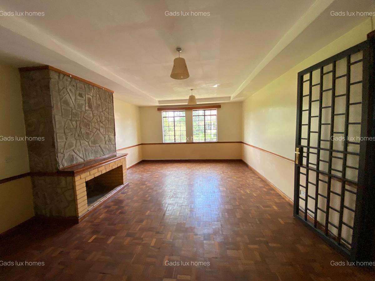 5 Bed Villa with En Suite at Runda - 8