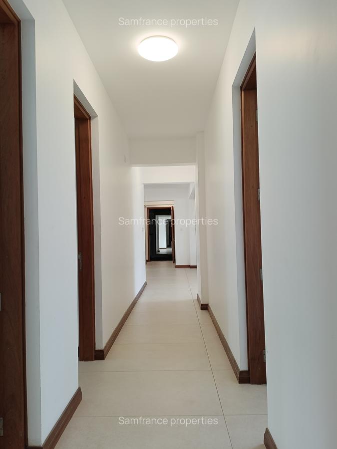4 Bed Apartment with En Suite at Mount Kenya Road - 10