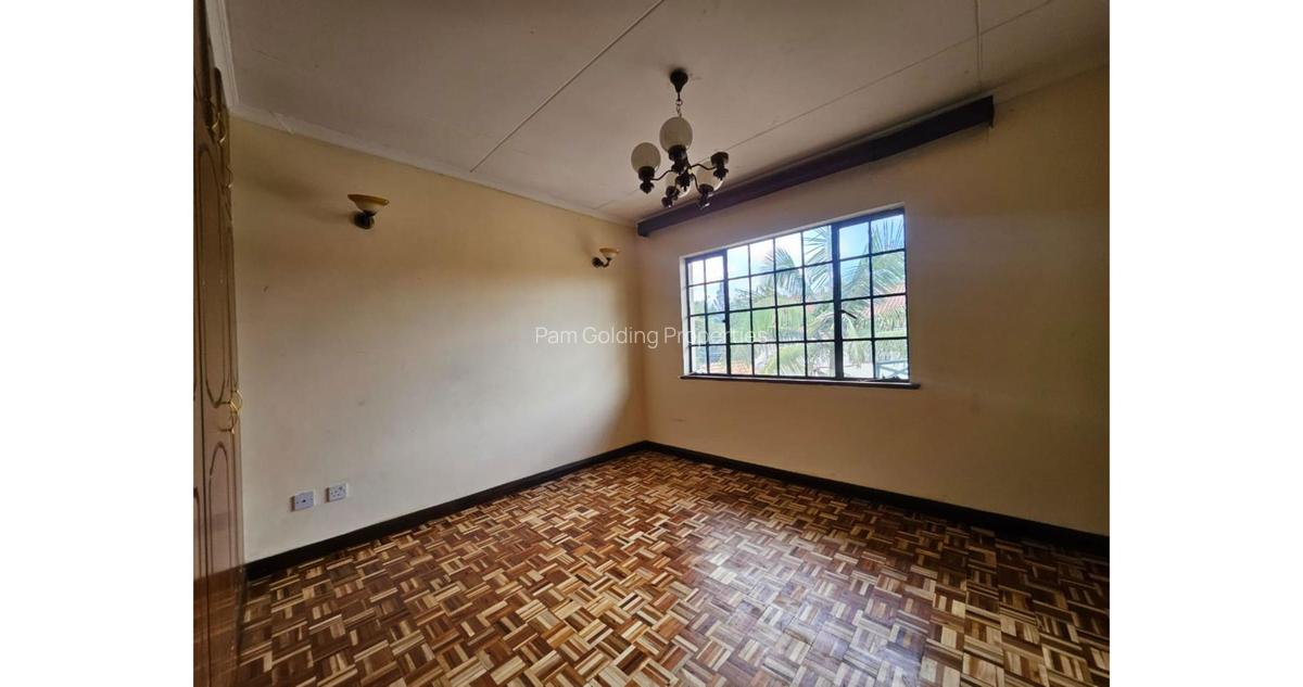 4 Bed House with En Suite in Kileleshwa - 4
