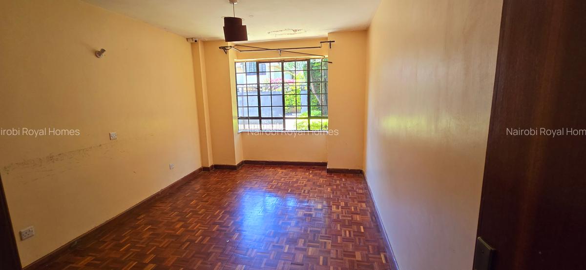 6 Bed Townhouse with En Suite at Kabasiran Avenue - 7