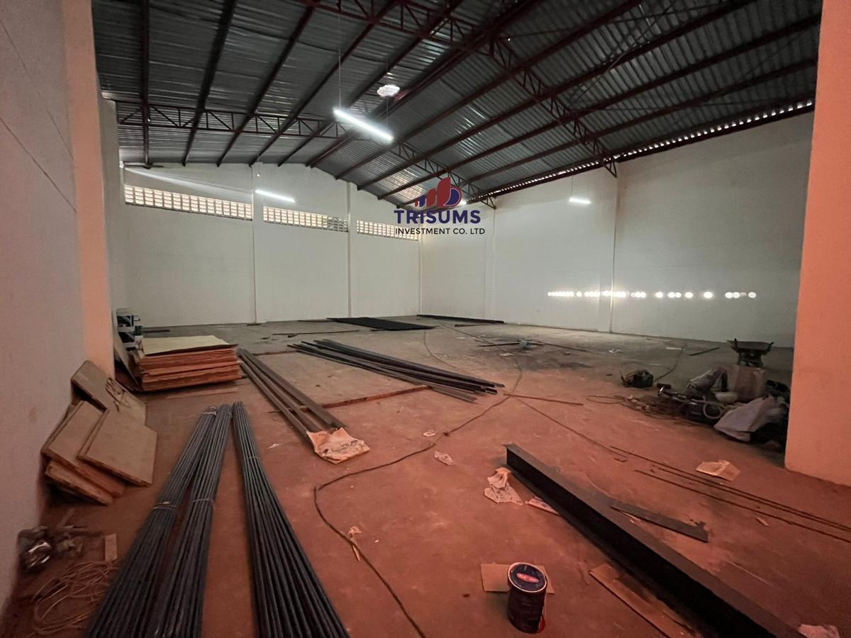 6,500 ft² Warehouse with Fibre Internet in Mombasa Road - 4